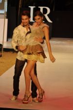 Model walk the ramp for Riyaz Gangji Show at IRFW 2012 Day 2 in Goa on 29th Nov 2012 (6).JPG