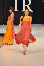 Model walk the ramp for Shruti Sancheti Show at IRFW 2012 in Goa on 1st Dec 2012 (4).JPG