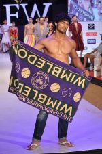 Vidyut Jamwal walk the ramp for Welspun Show at IRFW 2012 in Goa on 1st Dec 2012 (85).JPG