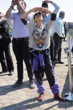 Adhuna Akhtar at Aamby Valley skydiving event in Lonavla, Mumbai on 4th Dec 2012 (20).JPG