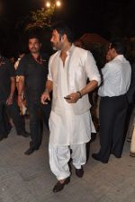 Sunil Shetty snapped at a wedding in RWITC, Mumbai on 6th DEc 2012 (8).JPG