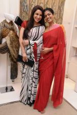 Tisca Chopra & Sonia Shetty at Masaba announced as Fashion Director of Satya Paul brand in Mumbai on 7th Dec 2012.jpg