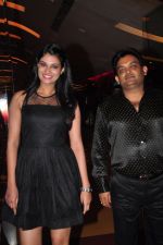 Sayali Bhagat with producer Manoj Kejriwal at the First look launch of RAJDHANI EXPRESS � Point Blank Justice in Mumbai on 12th Dec 2012 (32).JPG