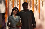 at Vidya Balan poses after her wedding with Siddharth Roy in Bandra, Mumbai on 14th Dec 2012,1 (36).JPG
