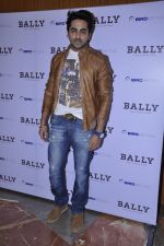 Ayushman Khurana at Bally launch in Palladium, Mumbai on 15th Dec 2012 (40).JPG