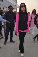 Karisma Kapoor at Pinkathon in Mumbai on 16th Dec 2012 (36).jpg