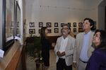 Raageshwari Loomba at Shefali Shah_s art exhibition in Kalaghoda, Mumbai on 15th Dec 2012 (18).JPG