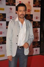 Irrfan Khan at Big Star Awards red carpet in Mumbai on 16th Dec 2012 (157).JPG