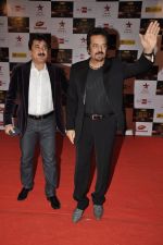 at Big Star Awards red carpet in Mumbai on 16th Dec 2012 (118).JPG