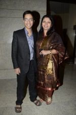 at Durga jasraj_s daughter Avani_s wedding reception with Puneet in Mumbai on 16th Dec 2012 (23).JPG