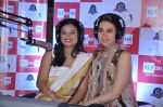 Karisma Kapoor turns RJ for Big FM in Peninsula, Mumbai on 18th Dec 2012 (45).JPG