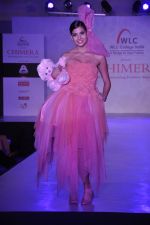 at Chimera fashion show of WLC College in Mumbai on 18th Dec 2012  (136).JPG