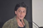 Shahrukh Khan at Zee Cine Awards press meet in Panchgani, Mumbai on 19th Dec 2012 (71).jpg