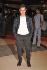 Aamir Khan at Dabangg 2 premiere in PVR, Mumbai on 20th Dec 2012 (164).JPG