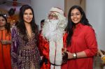 Nisha Jamwal at Zoya Christmas special hosted by Nisha Jamwal in Kemps Corner, Mumbai on 20th Dec 2012 (41).JPG