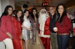 Nisha Jamwal at Zoya Christmas special hosted by Nisha Jamwal in Kemps Corner, Mumbai on 20th Dec 2012 (48).JPG