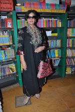 Shabana Azmi at Oxford Bookstore for a DVD launch in Mumbai on 20th Dec 2012 (34).JPG