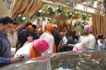 at Akshay Kumar_s sister Alka Bhatia_s wedding with Surendra Hiranandani in Four Bungalows Gurdwara on 23rd Dec 2012 (54).JPG