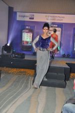 at the launch of Magicon mobile in BKC Trident, Mumbai on 2nd Jan 2013 (10).JPG