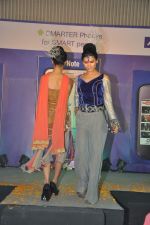 at the launch of Magicon mobile in BKC Trident, Mumbai on 2nd Jan 2013 (9).JPG