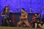 Akshay Kumar at Police show Umang in Mumbai on 5th Jan 2013 (354).JPG