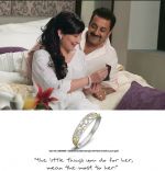 Sanjay Dutt and Manyata Dutt in Sangini Ad.jpg