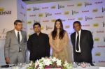Aishwarya Rai Bachchan announces filmfare awards in Leela Hotel, Mumbai 9th Jan 2013 (132).JPG