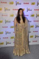 Aishwarya Rai Bachchan announces filmfare awards in Leela Hotel, Mumbai 9th Jan 2013 (137).JPG