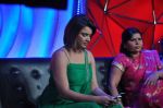 Aashka Goradia at Bigg Boss 6 grand finale in Lonavala, Mumbai on 12th Jan 2013 (30).JPG