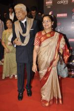 at Screen Awards red carpet in Mumbai on 12th Jan 2013 (18).JPG