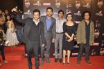 at Screen Awards red carpet in Mumbai on 12th Jan 2013 (20).JPG