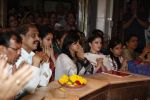Sunny Leone, Ekta Kapoor at Mumbai�s Siddhi Vinayak Temple for Ragini MMS 2 (4).JPG