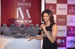 Deepika Padukone endorses Tanishq new collection in Andheri, Mumbai on 18th Jan 2013 (41).JPG