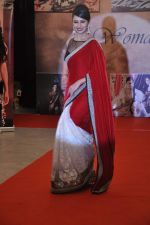 Divyanka Tripathi at Neerusha fashion show in Mumbai on 19th Jan 2013 (82).JPG