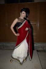 Divyanka Tripathi at Neerusha fashion show in Mumbai on 19th Jan 2013(155).JPG