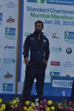John Abraham at Standard Chartered Mumbai Marathon in Mumbai on 19th Jan 2013 (53).JPG