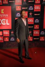at CCL red carpet in Mumbai on 19th Jan 2013 (137).JPG