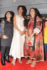 Priyanka Chopra, Ila Arun at Deewana main Deewana music launch in Andheri, Mumbai on 22nd Jan 2013 (54).JPG