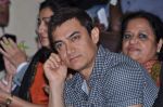 Aamir Khan at Kem Hospital in Mumbai on 27th Jan 2013 (37).JPG