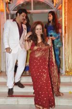 VAndana Sajnani, Rajesh Khattar at Udita Goswami weds Mohit Suri in Isckon, Mumbai on 29th Jan 2013 (274).JPG