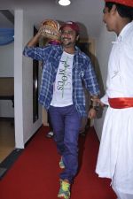 Sajid Ali at Radio City in Bandra, Mumbai on 30th Jan 2013 (41).JPG