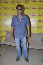 Ajay Devgan at radio mirchi in Parel, Mumbai on 8th Feb 2013 (5).JPG