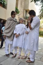 Amitabh Bachchan, Jaya Bachchan, Aishwarya Rai, Abhishek Bachchan pledge their support towards the girl child through Plan India at his home on 9th Feb 2013 (308).JPG