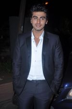 Arjun Kapoor snapped at Novotel, Mumbai on 12th Feb 2013 (3).JPG