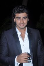 Arjun Kapoor snapped at Novotel, Mumbai on 12th Feb 2013 (6).JPG