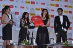 Sujoy Ghosh, Richa Chadda, Ileana Dcruz, Ayushmann Khurrana at the Launch of Filmfare special award issue in Novotel, Mumbai on 12th Feb 2013 (41).JPG