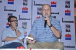 Anupam Kher at Special 26 book launch in Landmark, Mumbai on 15th Feb 2013 (34).JPG