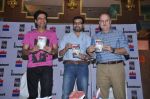 Manoj Bajpai, Neeraj Pandey, Anupam Kher at Special 26 book launch in Landmark, Mumbai on 15th Feb 2013 (53).JPG