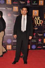 Siddharth Roy Kapur  at Star Guild Awards red carpet in Mumbai on 16th Feb 2013 (88).JPG
