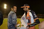 Sunil Shetty, Ritesh Deshmukh  at ccl match from hyderabad on 17th Feb 2013 (118).JPG